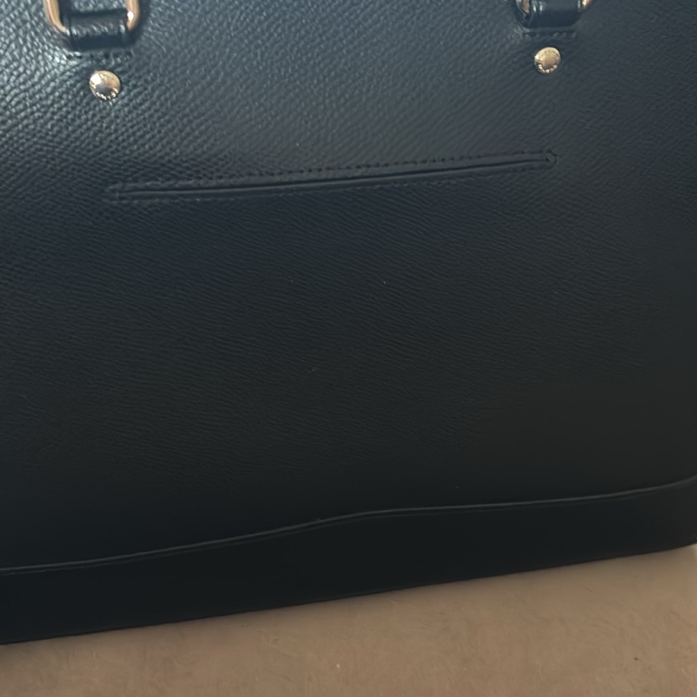 Beautiful very gently used coach tote - Picture 7 of 9
